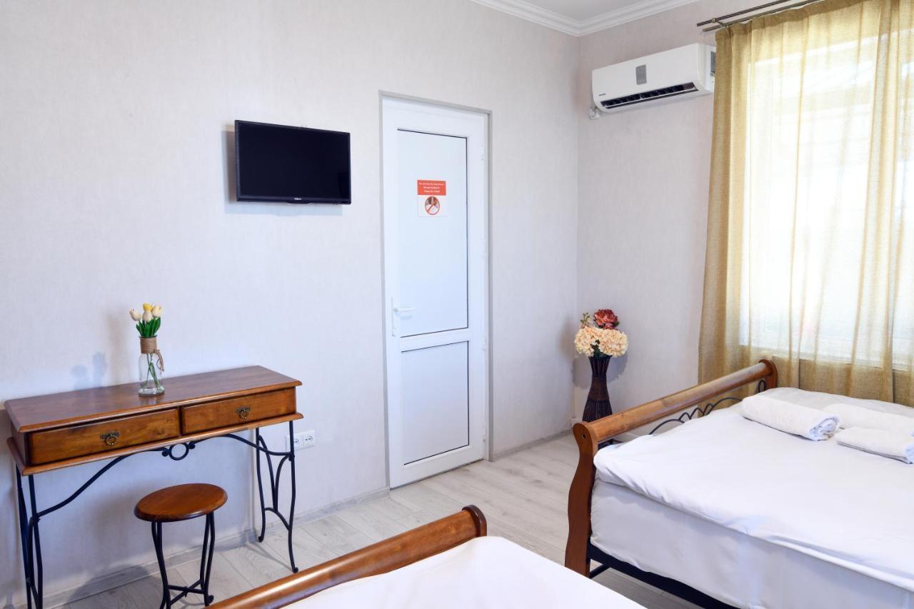 Marcos Hotel Тбилиси Экстерьер фото