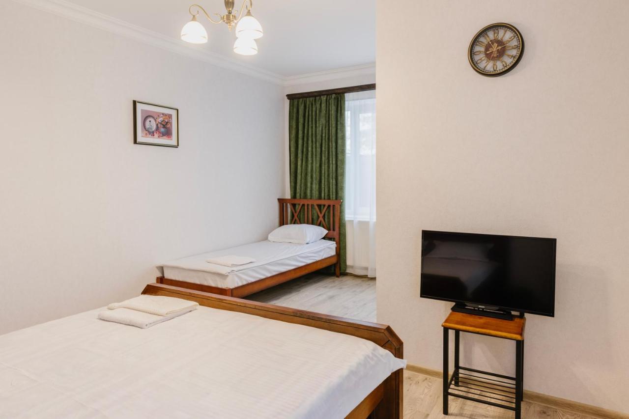 Marcos Hotel Тбилиси Экстерьер фото