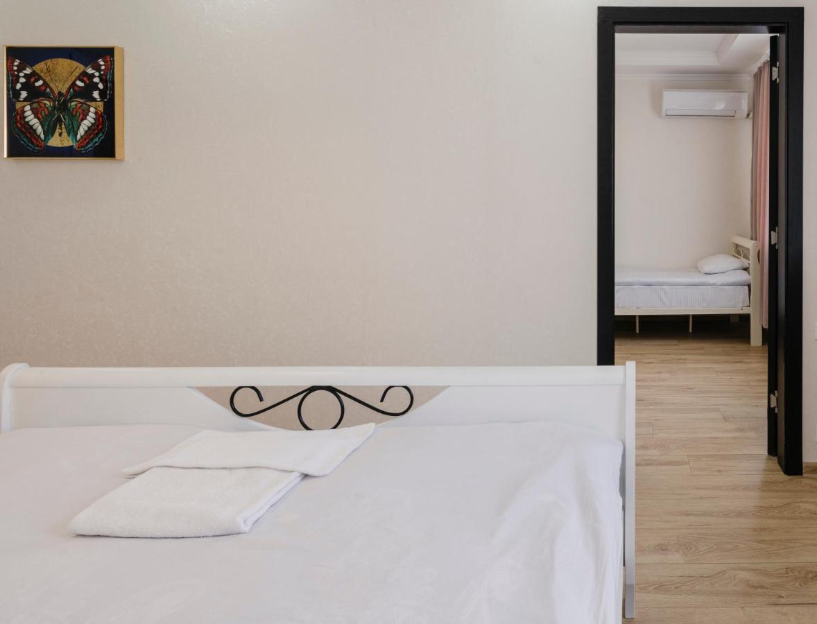 Marcos Hotel Тбилиси Экстерьер фото