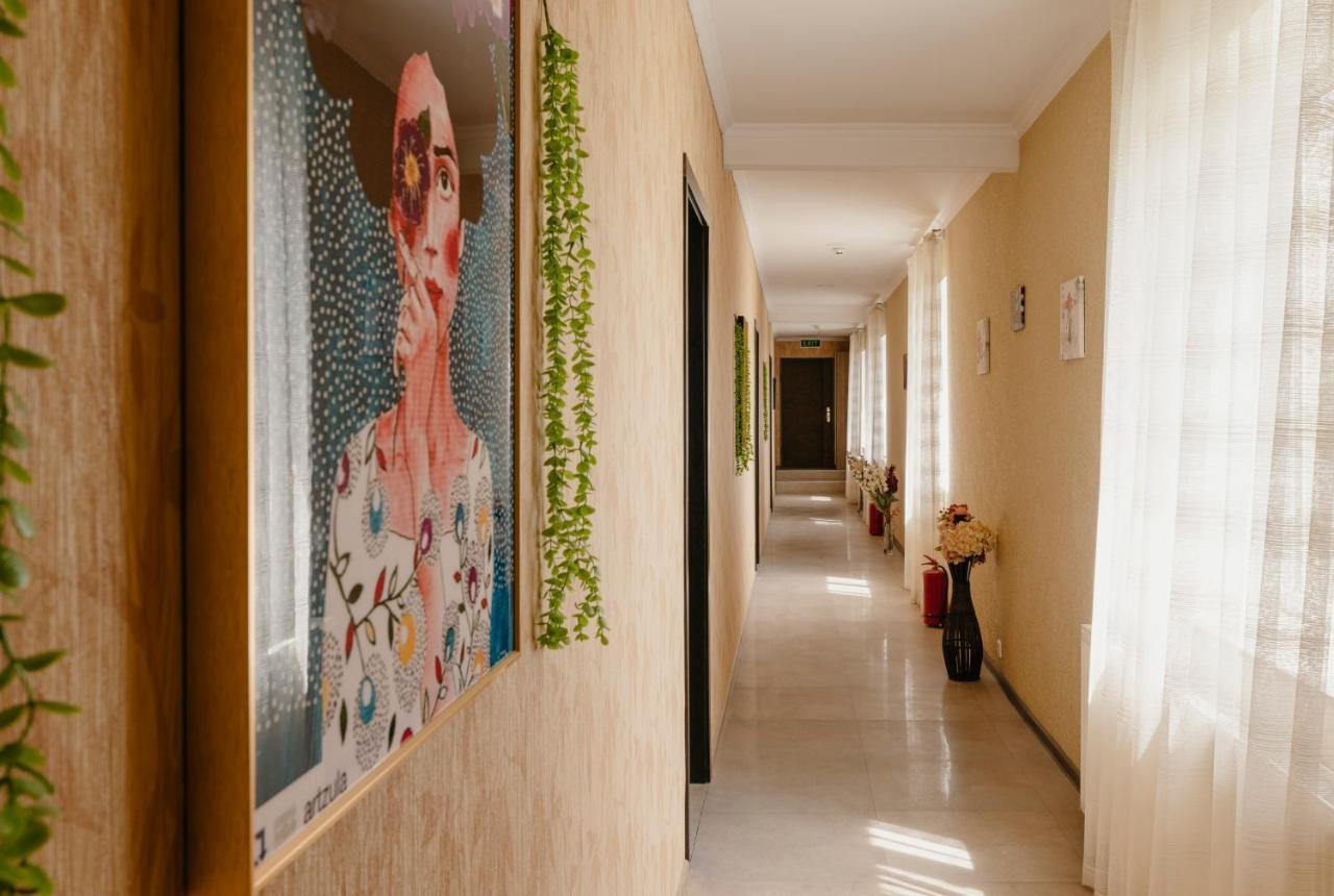 Marcos Hotel Тбилиси Экстерьер фото