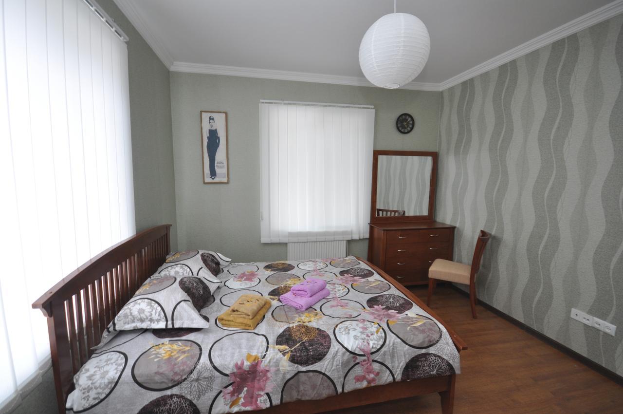 Marcos Hotel Тбилиси Экстерьер фото